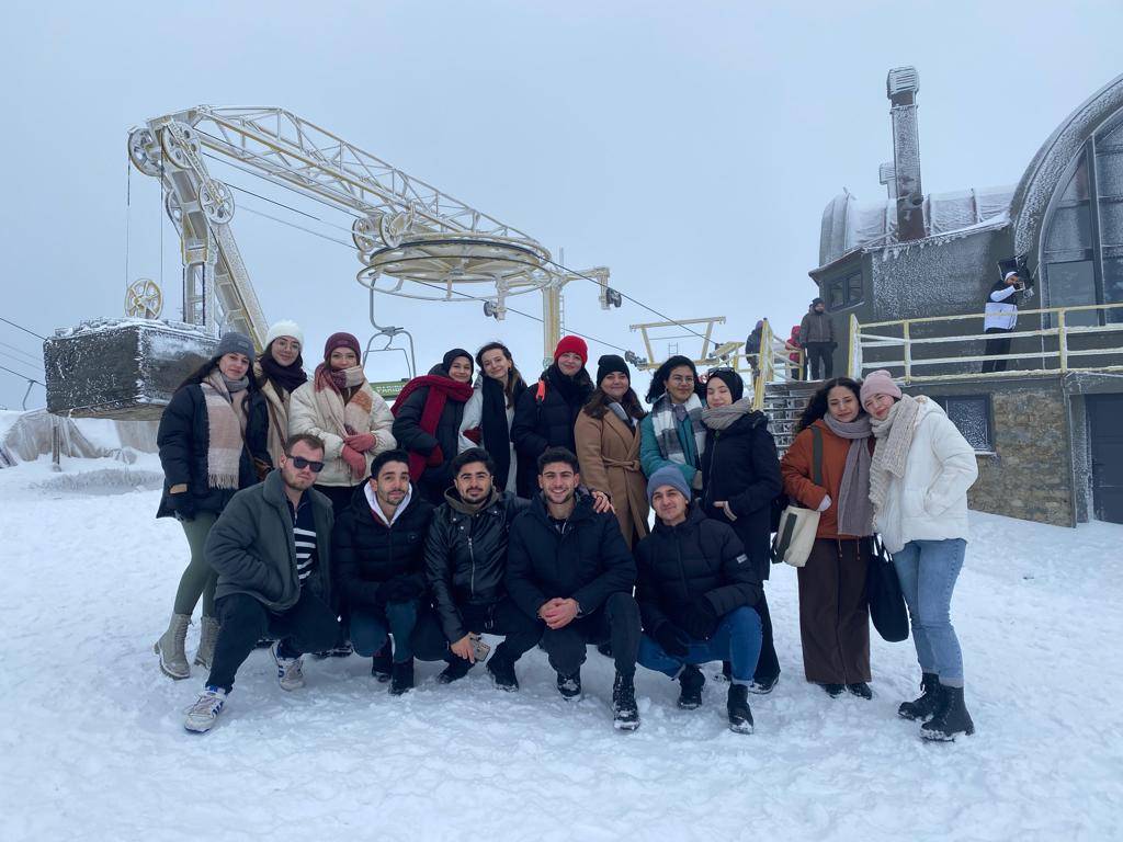 Genç Girişimciler Topluluğundan Bursa Uludağ Kayak Merkezinde Kış Etkinliği