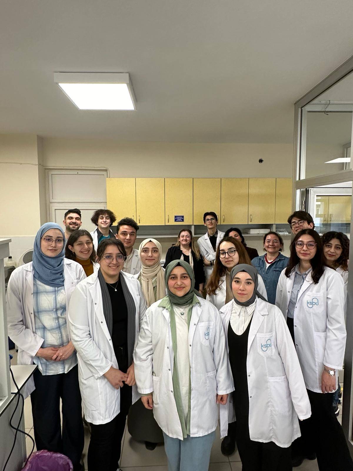 KSÜBAT dan ESOGÜ Tıbbi Farmakoloji Atölye Gezisi Etkinliği