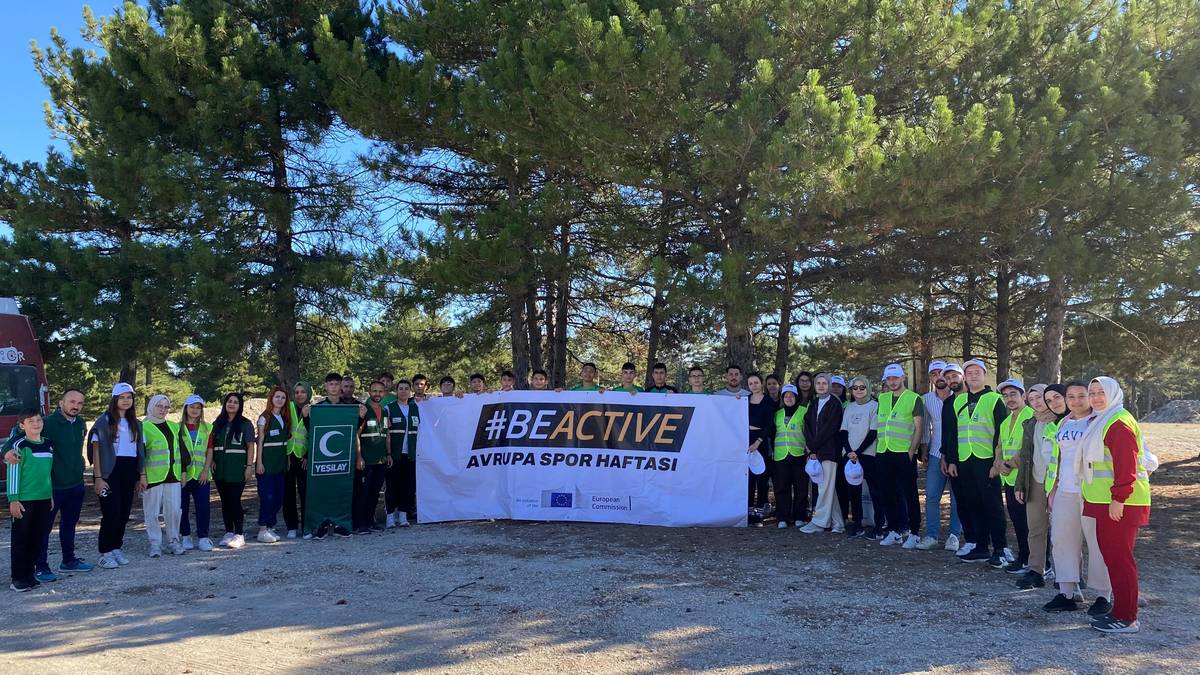 Genç YEŞİLAY dan Farkındalık Çadır Kampına katılım