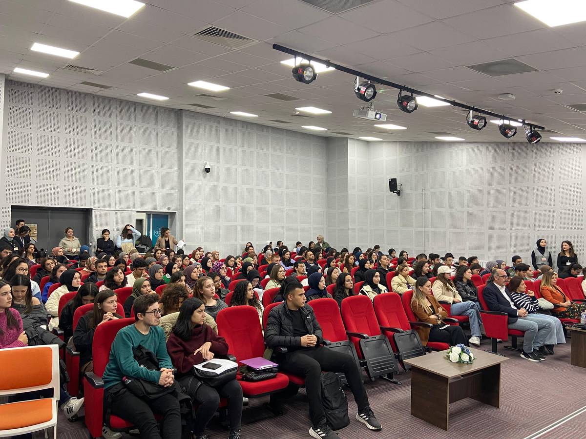 MS Topluluğundan Multipl Sklerozlu Bireylerle İletişim adlı Bilimsel Etkinlik