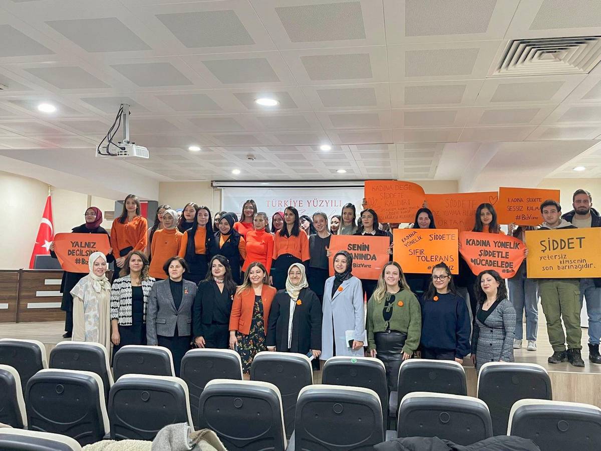 Sosyal Hizmet Topluluğu Kadına Şiddete Hayır Dedi