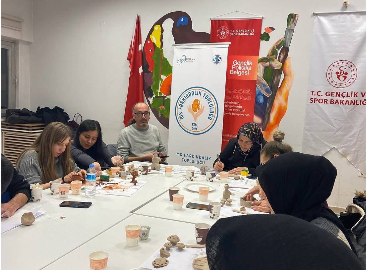 MS Farkındalık Topluluğumuzdan Sanat Atölyesi Etkinliği