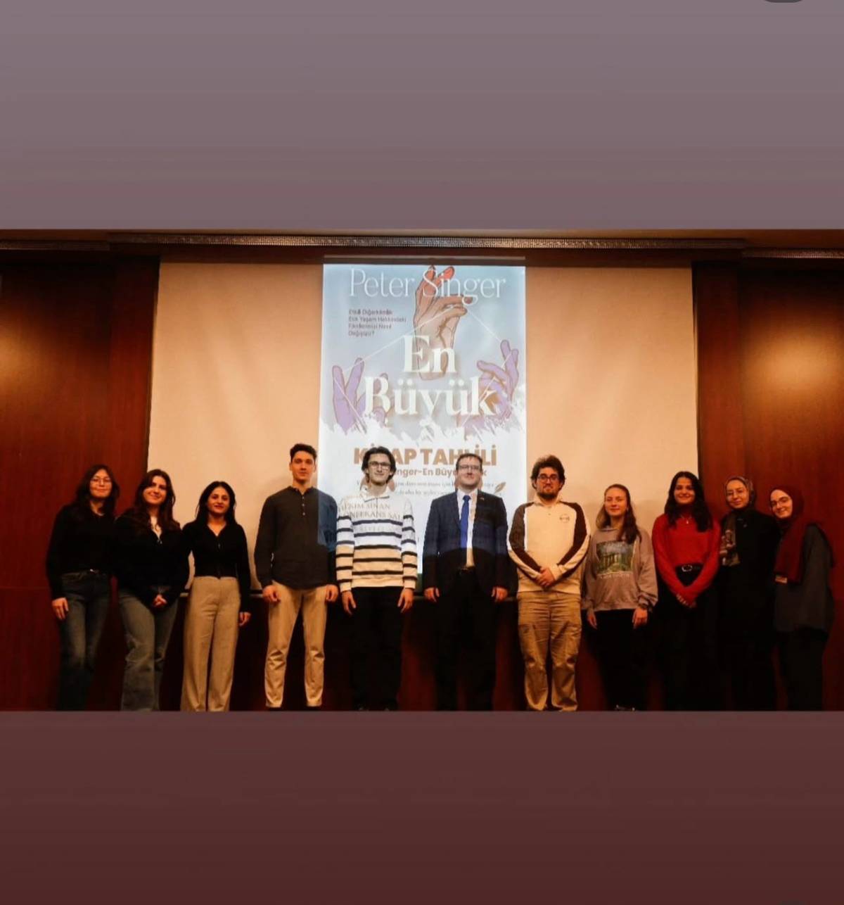 Tıbbiyeli Altruistlerden Kitap Tahlili Etkinliği: "En Büyük İyilik"