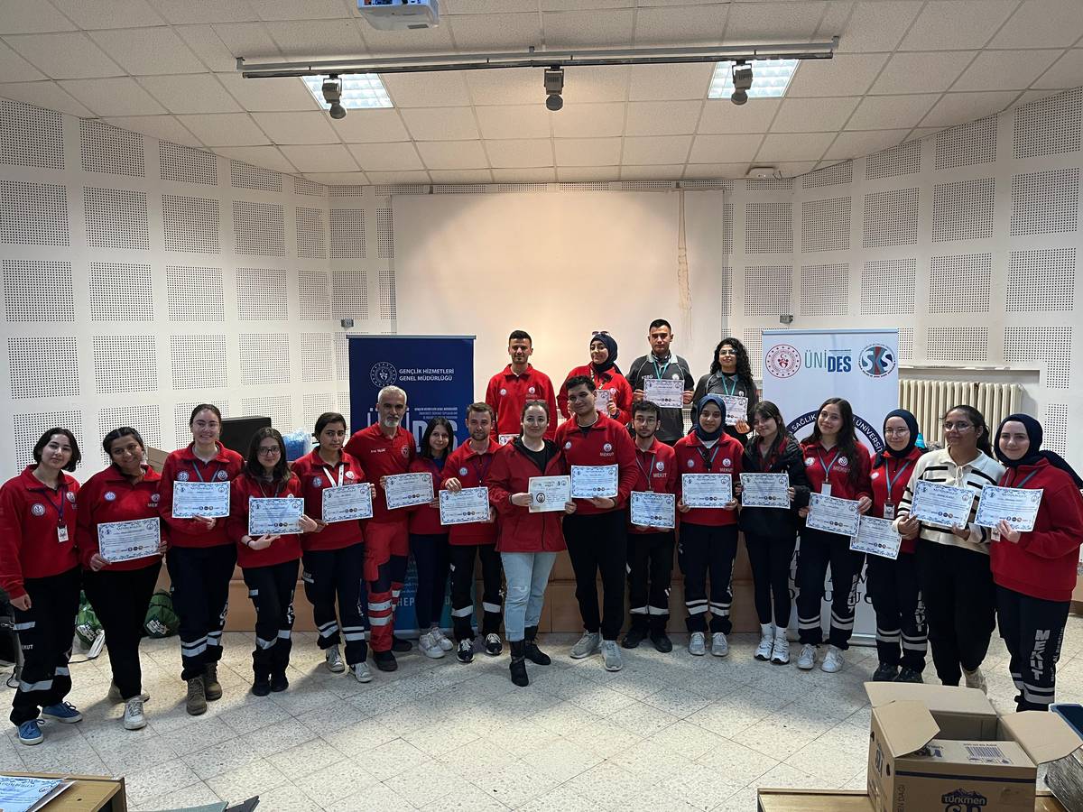 Medikal Kurtarma Topluluk Öğrencileri, UMKE ve AFAD Ekipleri Eğitim Kampında Buluştu