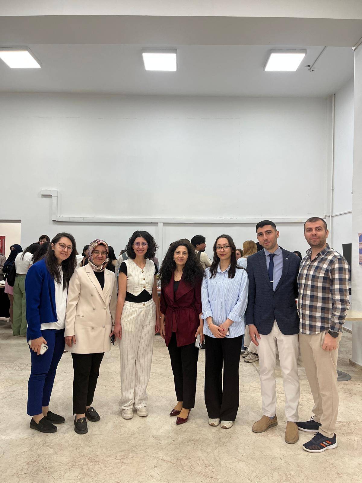 Rekreasyonel Aktiviteler ve Ergoterapi Topluluğu tarafından “Günlük Yaşam Aktivitelerinde Yardımcı Teknoloji” temalı proje sergisi büyük ilgi gördü.