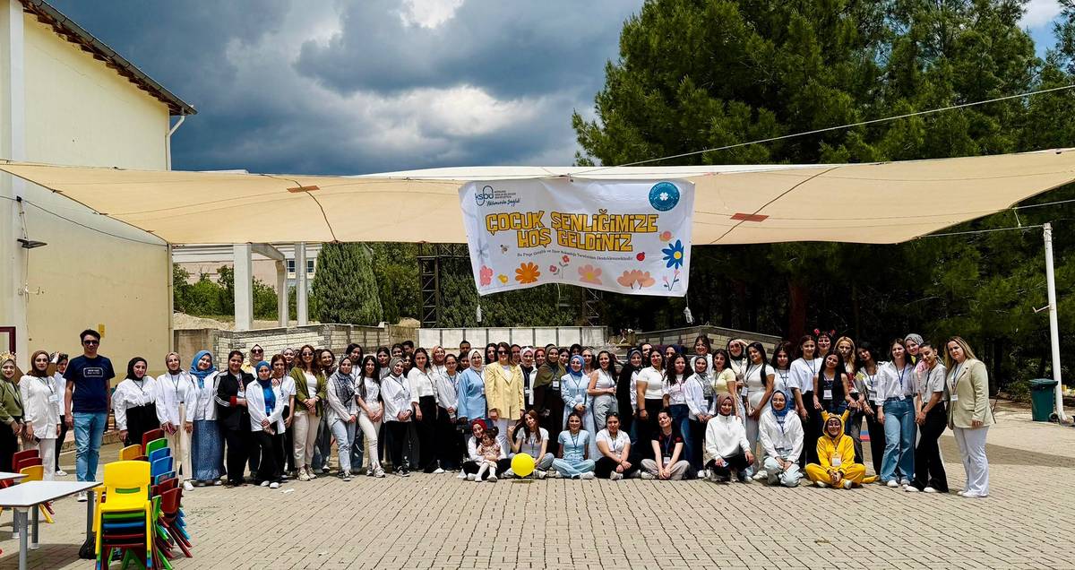 Minik Kalplerle Büyük Sevinçler: Çocuk Şenliği Renkli Görüntülere Sahne Oldu