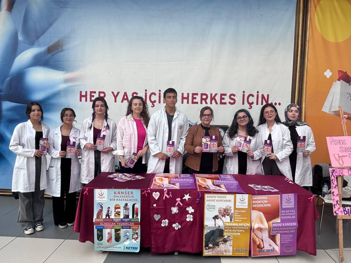 KSBÜ Tıp Öğrencileri Birliğinden Meme Kanseri Farkındalık Etkinligi